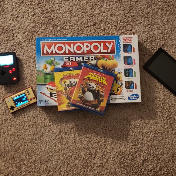 Fun entertainment bundle, Fire Tablet included - Picture 4 of 4